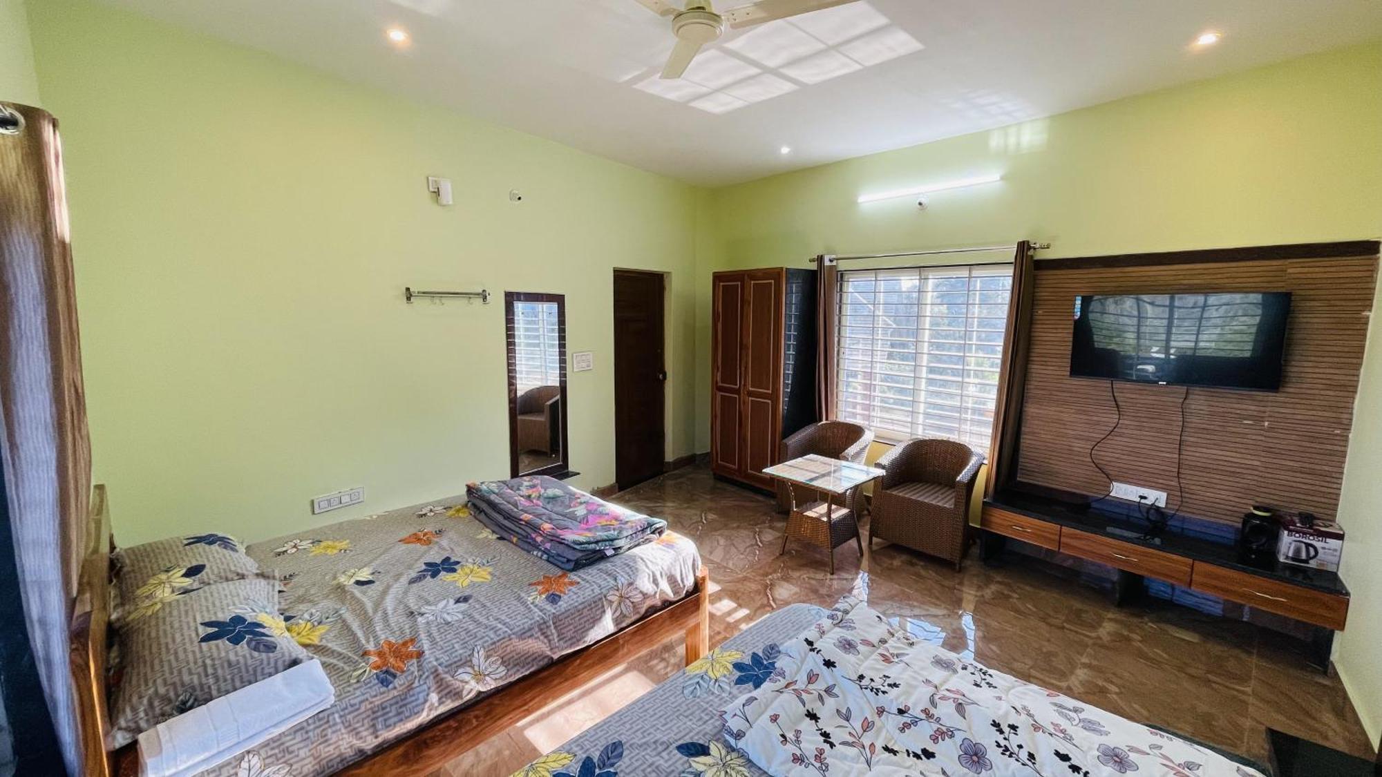 Rashi Z View Estate Stay Tarikere Eksteriør bilde